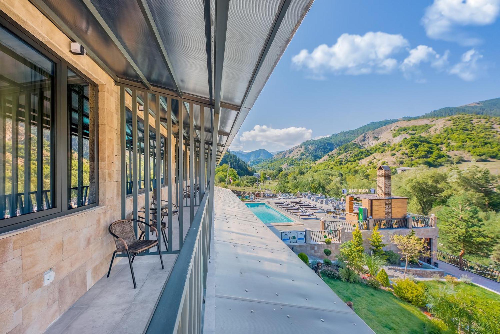 Solo Grand Boshuri Hotel Wellness Resort Qvemo Boshuri Екстер'єр фото