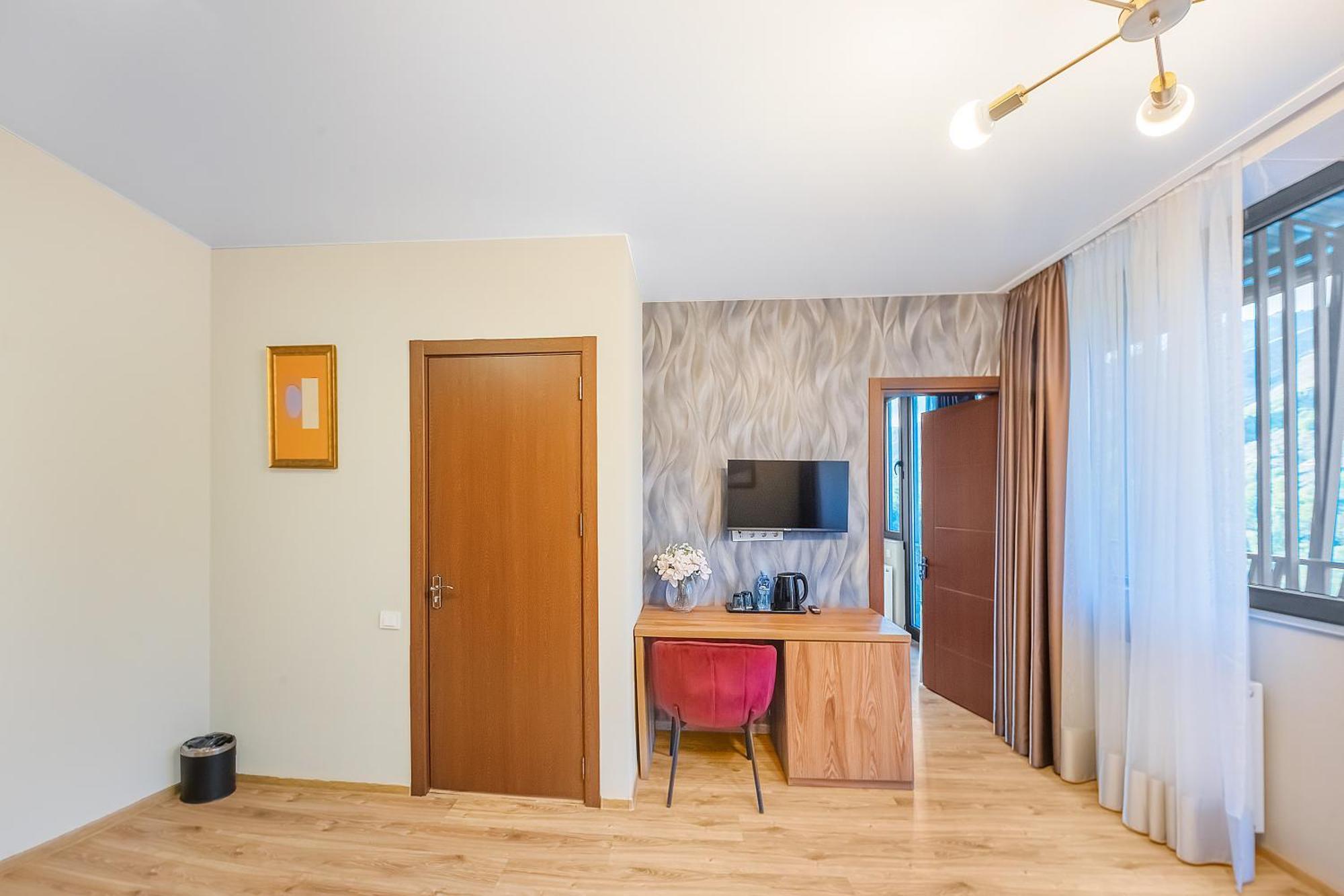 Solo Grand Boshuri Hotel Wellness Resort Qvemo Boshuri Екстер'єр фото
